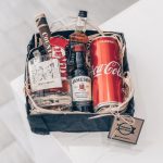 cola-jackdan նվերներով տուփ